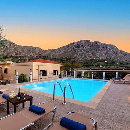 Cretan Kera Villa Heated Pool 外观 照片