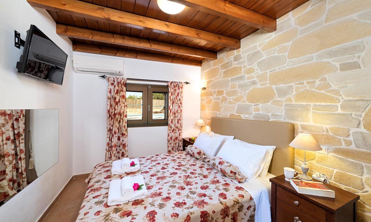 Cretan Kera Villa Heated Pool 外观 照片