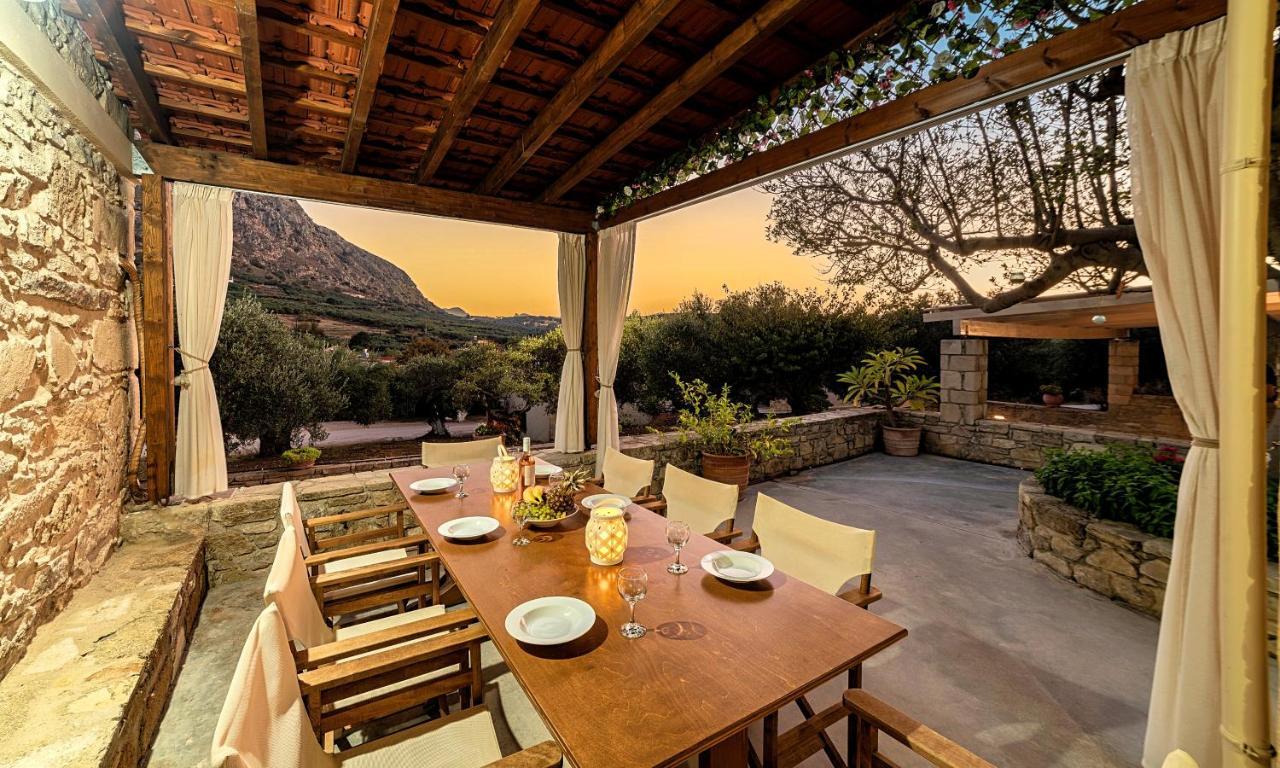 Cretan Kera Villa Heated Pool 外观 照片
